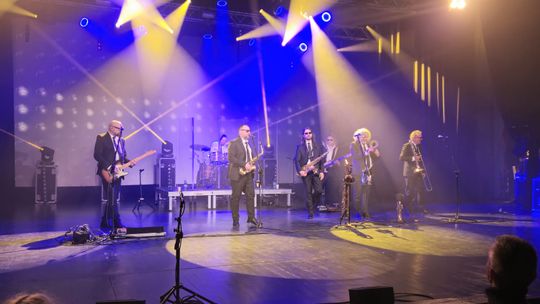 Chełm. Poparzeni Kawą Trzy zagrali w Chełmskim Domu Kultury [GALERIA ZDJĘĆ]