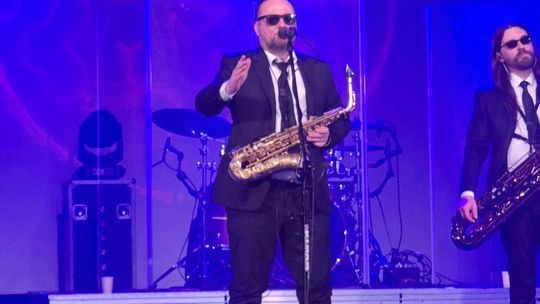 Chełm. Poparzeni Kawą Trzy zagrali w Chełmskim Domu Kultury [GALERIA ZDJĘĆ]