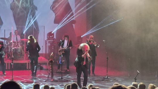 Chełm. Poparzeni Kawą Trzy zagrali w Chełmskim Domu Kultury [GALERIA ZDJĘĆ]