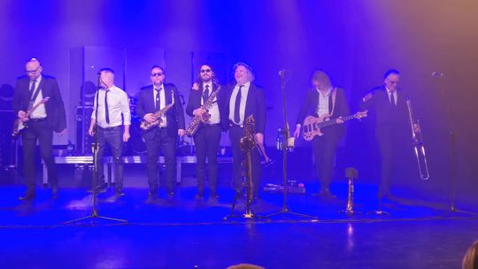 Chełm. Poparzeni Kawą Trzy zagrali w Chełmskim Domu Kultury [GALERIA ZDJĘĆ]