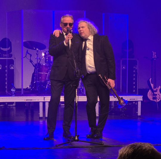 Chełm. Poparzeni Kawą Trzy zagrali w Chełmskim Domu Kultury [GALERIA ZDJĘĆ]