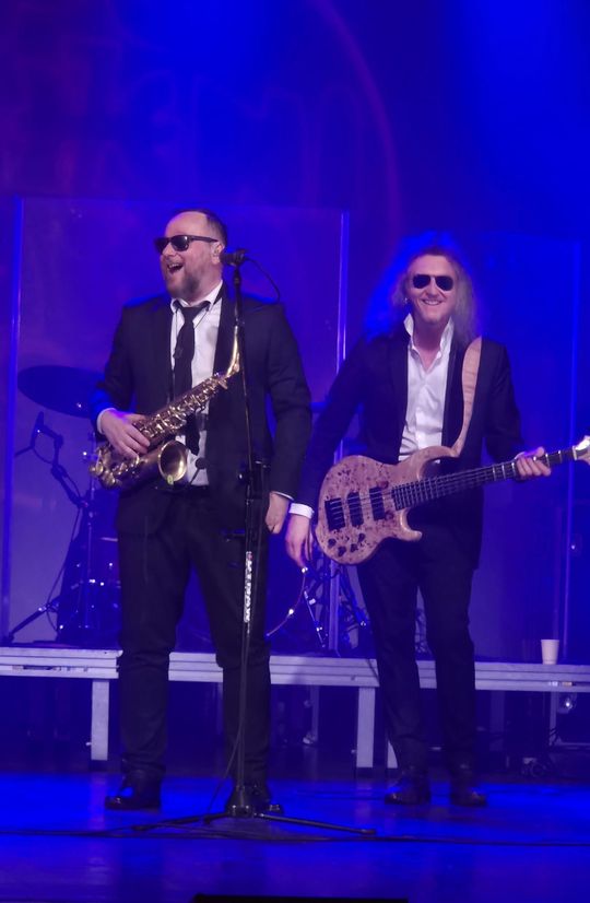 Chełm. Poparzeni Kawą Trzy zagrali w Chełmskim Domu Kultury [GALERIA ZDJĘĆ]