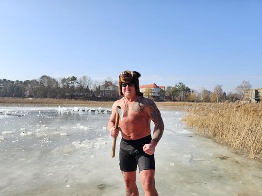 Krasnostawskie Karpie wykąpały się w przerębli [GALERIA ZDJĘĆ]