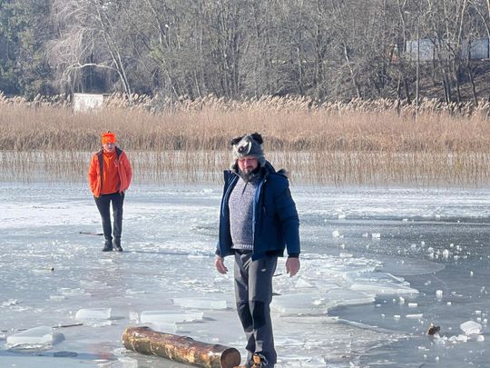 Krasnostawskie Karpie wykąpały się w przerębli [GALERIA ZDJĘĆ]