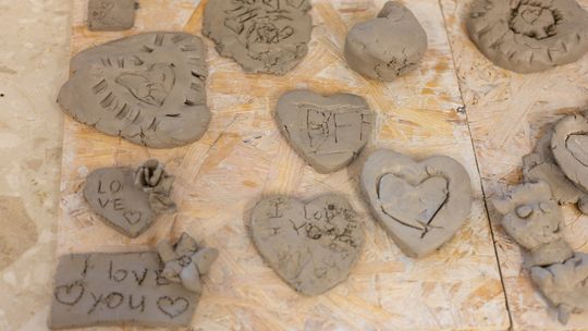 Chełm. Ferie w Chełmskim Domu Kultury. Teatr, tańce, garncarstwo i plastyka [GALERIA ZDJĘĆ]