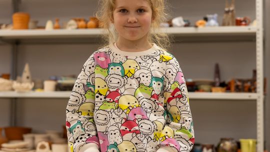 Chełm. Ferie w Chełmskim Domu Kultury. Teatr, tańce, garncarstwo i plastyka [GALERIA ZDJĘĆ]