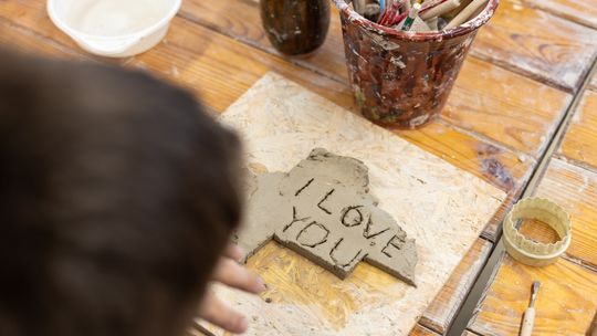Chełm. Ferie w Chełmskim Domu Kultury. Teatr, tańce, garncarstwo i plastyka [GALERIA ZDJĘĆ]