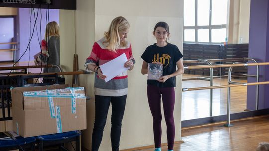 Chełm. Ferie w Chełmskim Domu Kultury. Teatr, tańce, garncarstwo i plastyka [GALERIA ZDJĘĆ]