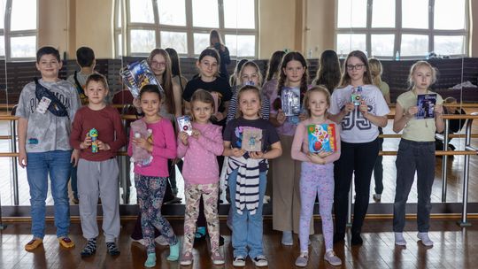 Chełm. Ferie w Chełmskim Domu Kultury. Teatr, tańce, garncarstwo i plastyka [GALERIA ZDJĘĆ]