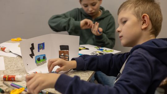 Chełm. Ferie w Chełmskim Domu Kultury. Teatr, tańce, garncarstwo i plastyka [GALERIA ZDJĘĆ]