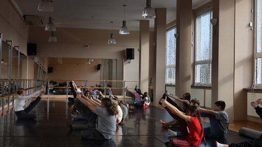 Chełm. Ferie w Chełmskim Domu Kultury. Teatr, tańce, garncarstwo i plastyka [GALERIA ZDJĘĆ]