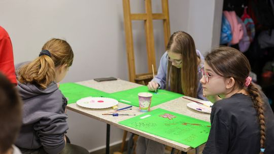 Chełm. Ferie w Chełmskim Domu Kultury. Teatr, tańce, garncarstwo i plastyka [GALERIA ZDJĘĆ]