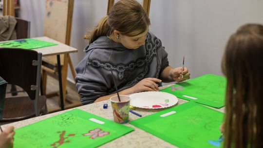 Chełm. Ferie w Chełmskim Domu Kultury. Teatr, tańce, garncarstwo i plastyka [GALERIA ZDJĘĆ]