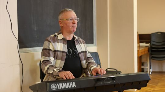 Chełm. Ferie w Chełmskim Domu Kultury. Teatr, tańce, garncarstwo i plastyka [GALERIA ZDJĘĆ]