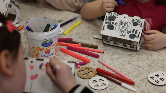 Chełm. Ferie w Chełmskim Domu Kultury. Teatr, tańce, garncarstwo i plastyka [GALERIA ZDJĘĆ]