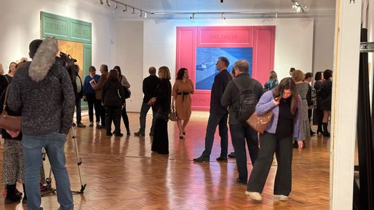 Chełm. Wernisaż profesora Arkadiusza Karapudy w Muzeum Ziemi Chełmskiej [GALERIA ZDJĘĆ]