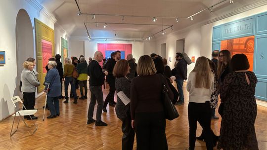 Chełm. Wernisaż profesora Arkadiusza Karapudy w Muzeum Ziemi Chełmskiej [GALERIA ZDJĘĆ]