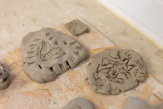 Chełm. Ferie w Chełmskim Domu Kultury. Teatr, tańce, garncarstwo i plastyka [GALERIA ZDJĘĆ]