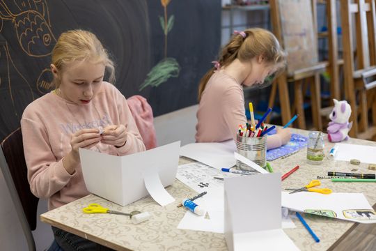 Chełm. Ferie w Chełmskim Domu Kultury. Teatr, tańce, garncarstwo i plastyka [GALERIA ZDJĘĆ]