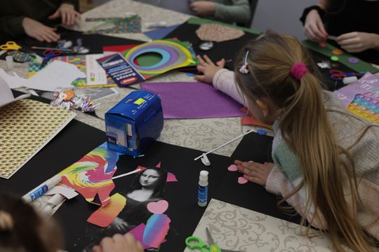 Chełm. Ferie w Chełmskim Domu Kultury. Teatr, tańce, garncarstwo i plastyka [GALERIA ZDJĘĆ]