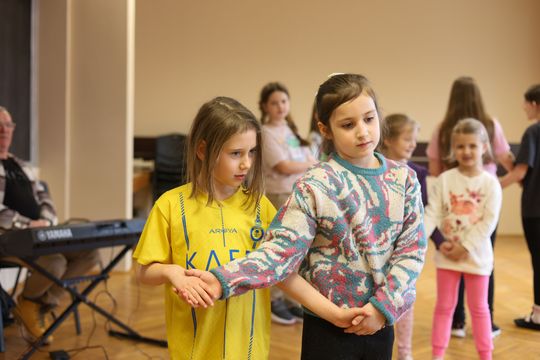 Chełm. Ferie w Chełmskim Domu Kultury. Teatr, tańce, garncarstwo i plastyka [GALERIA ZDJĘĆ]