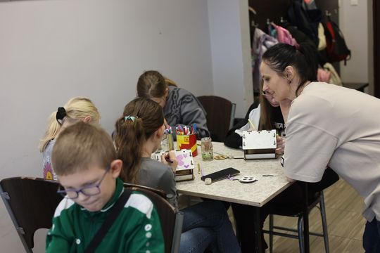 Chełm. Ferie w Chełmskim Domu Kultury. Teatr, tańce, garncarstwo i plastyka [GALERIA ZDJĘĆ]