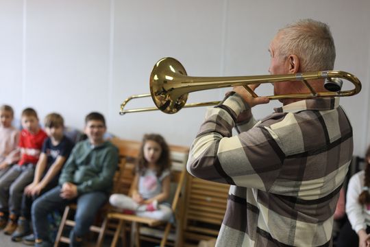 Chełm. Ferie w Chełmskim Domu Kultury. Teatr, tańce, garncarstwo i plastyka [GALERIA ZDJĘĆ]