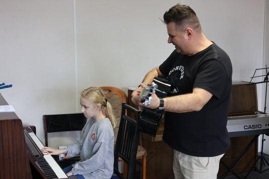 Chełm. Ferie w Chełmskim Domu Kultury. Teatr, tańce, garncarstwo i plastyka [GALERIA ZDJĘĆ]