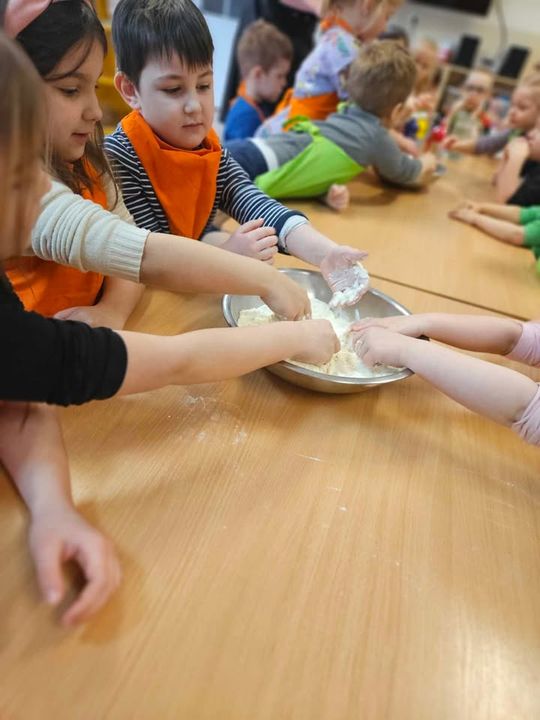 Chełm. Tłusty Czwartek w Przedszkolu Miejskim nr 2. Było pysznie! [GALERIA ZDJĘĆ]