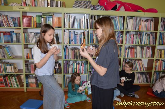 Ferie w Miejskiej Bibliotece Publicznej w Krasnymstawie Ferie w Miejskiej Bibliotece Publicznej w Krasnymstawie