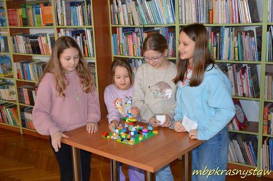 Ferie w Miejskiej Bibliotece Publicznej w Krasnymstawie Ferie w Miejskiej Bibliotece Publicznej w Krasnymstawie