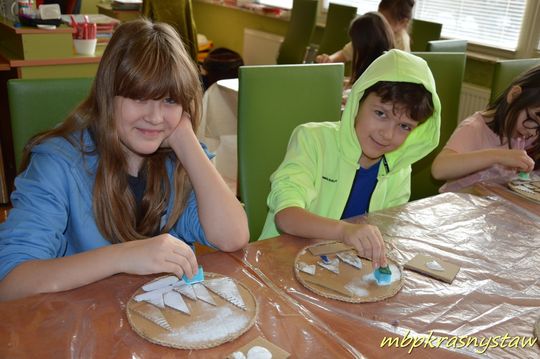 Ferie w Miejskiej Bibliotece Publicznej w Krasnymstawie Ferie w Miejskiej Bibliotece Publicznej w Krasnymstawie