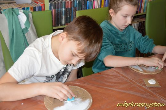 Ferie w Miejskiej Bibliotece Publicznej w Krasnymstawie Ferie w Miejskiej Bibliotece Publicznej w Krasnymstawie