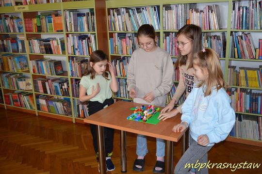 Ferie w Miejskiej Bibliotece Publicznej w Krasnymstawie Ferie w Miejskiej Bibliotece Publicznej w Krasnymstawie