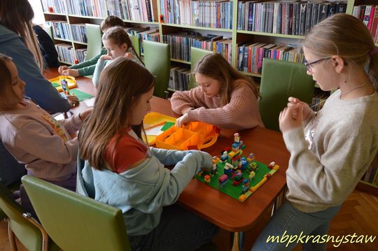 Ferie w Miejskiej Bibliotece Publicznej w Krasnymstawie Ferie w Miejskiej Bibliotece Publicznej w Krasnymstawie