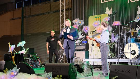 Powiatowy Dzień Kobiet. Chłopcy z Placu Broni, Yaroo i Tymon Bitkowski cz. II [GALERIA ZDJĘĆ]