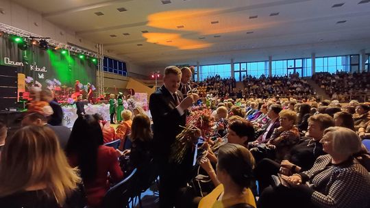 Powiatowy Dzień Kobiet. Chłopcy z Placu Broni, Yaroo i Tymon Bitkowski [GALERIA ZDJĘĆ]