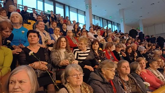 Powiatowy Dzień Kobiet. Chłopcy z Placu Broni, Yaroo i Tymon Bitkowski [GALERIA ZDJĘĆ]