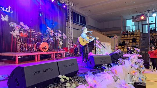 Powiatowy Dzień Kobiet. Chłopcy z Placu Broni, Yaroo i Tymon Bitkowski [GALERIA ZDJĘĆ]