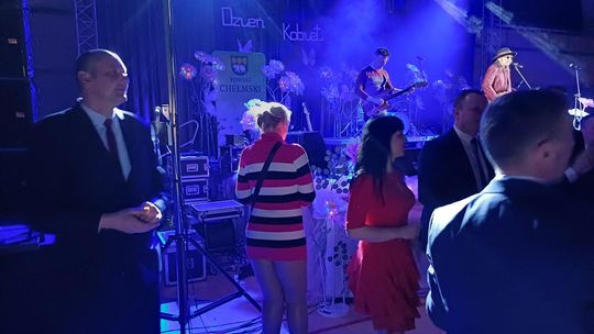 Powiatowy Dzień Kobiet. Chłopcy z Placu Broni, Yaroo i Tymon Bitkowski [GALERIA ZDJĘĆ]