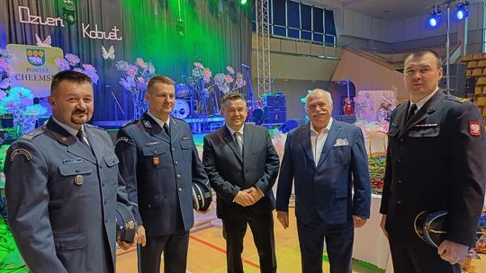 Powiatowy Dzień Kobiet. Chłopcy z Placu Broni, Yaroo i Tymon Bitkowski [GALERIA ZDJĘĆ]