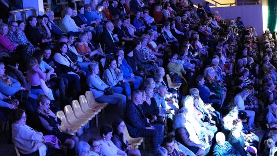 Powiatowy Dzień Kobiet. Chłopcy z Placu Broni, Yaroo i Tymon Bitkowski [GALERIA ZDJĘĆ]