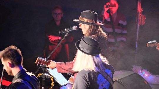 Powiatowy Dzień Kobiet. Chłopcy z Placu Broni, Yaroo i Tymon Bitkowski [GALERIA ZDJĘĆ]