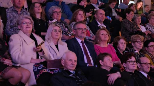 Powiatowy Dzień Kobiet. Chłopcy z Placu Broni, Yaroo i Tymon Bitkowski [GALERIA ZDJĘĆ]