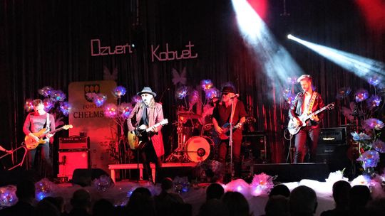 Powiatowy Dzień Kobiet. Chłopcy z Placu Broni, Yaroo i Tymon Bitkowski [GALERIA ZDJĘĆ]