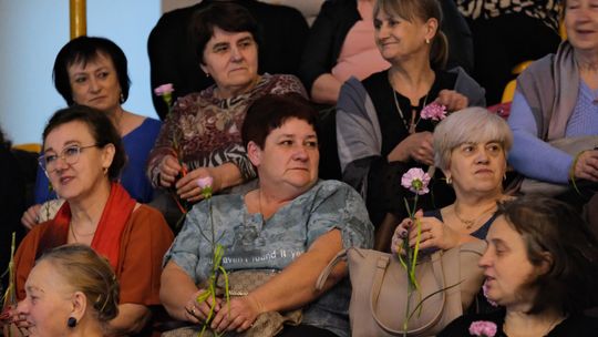 Powiatowy Dzień Kobiet. Chłopcy z Placu Broni, Yaroo i Tymon Bitkowski [GALERIA ZDJĘĆ]