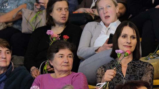 Powiatowy Dzień Kobiet. Chłopcy z Placu Broni, Yaroo i Tymon Bitkowski [GALERIA ZDJĘĆ]