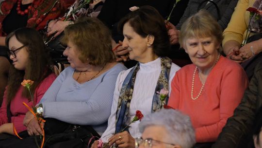 Powiatowy Dzień Kobiet. Chłopcy z Placu Broni, Yaroo i Tymon Bitkowski [GALERIA ZDJĘĆ]