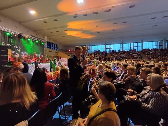 Powiatowy Dzień Kobiet. Chłopcy z Placu Broni, Yaroo i Tymon Bitkowski [GALERIA ZDJĘĆ]