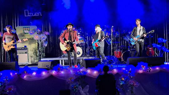 Powiatowy Dzień Kobiet. Chłopcy z Placu Broni, Yaroo i Tymon Bitkowski [GALERIA ZDJĘĆ]